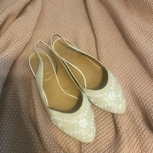 Almost new Jack Rogers sling backs